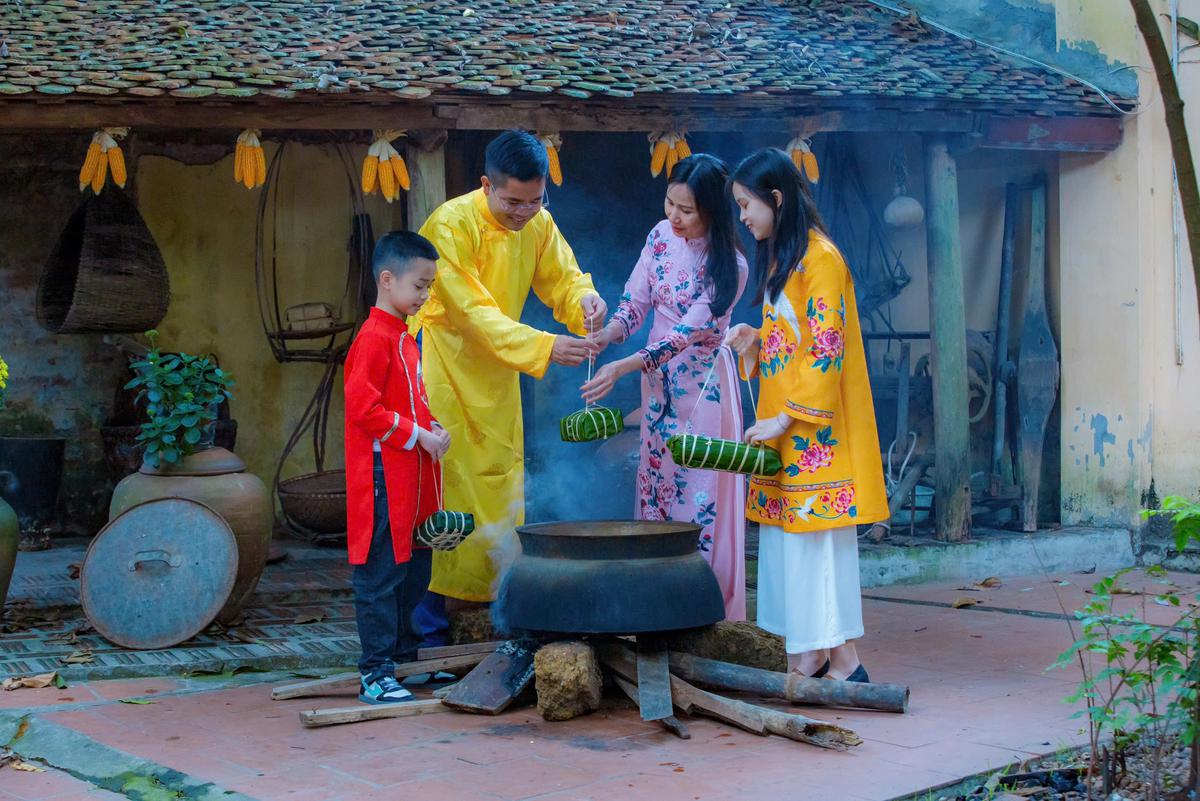 Diễn đàn "Chữ hiếu thời 4.0": Chậm lại để yêu thương - Ảnh 2.