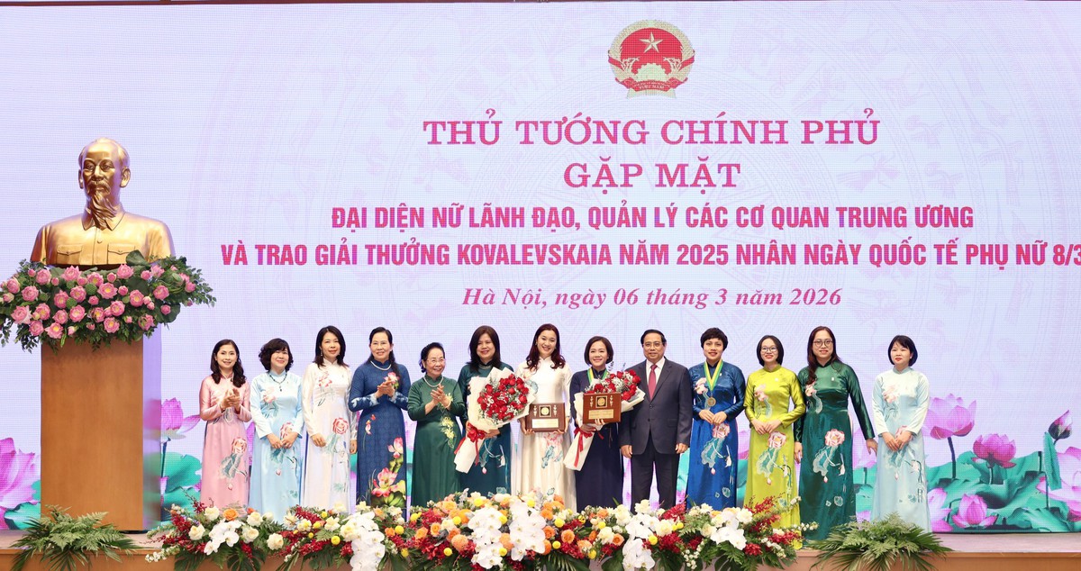 Đưa Nghị quyết Đại hội Phụ nữ XIV vào đời sống bằng giá trị thực chất - Ảnh 2.