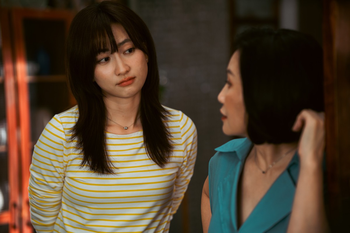 Nghệ sĩ Hồng Đào tiết lộ cách dạy con khác xa trên phim- Ảnh 1.