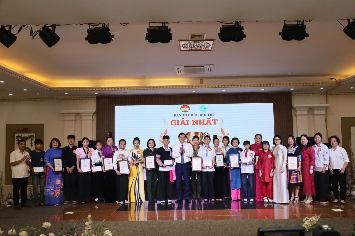 Hội LHPN tỉnh Sơn La: Hội thi Ẩm thực "Bữa cơm yêu thương - Cùng con lớn khôn"- Ảnh 1.