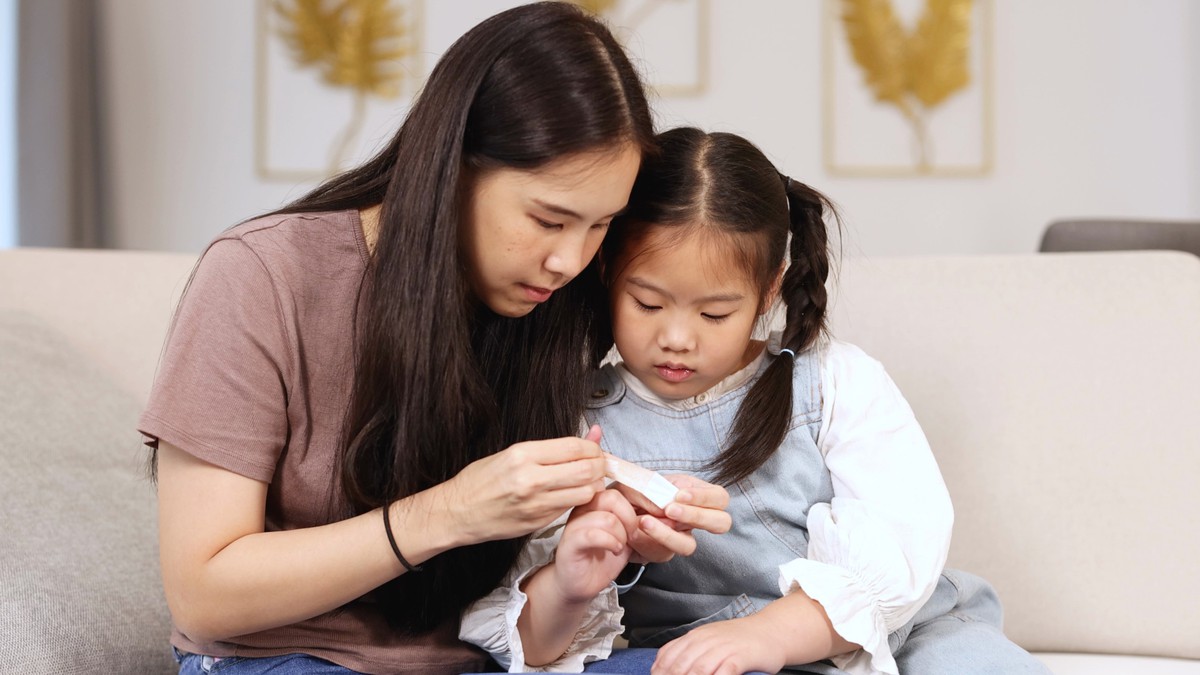 Khi chồng “giả vờ vô dụng” trong hôn nhân - Ảnh 1.