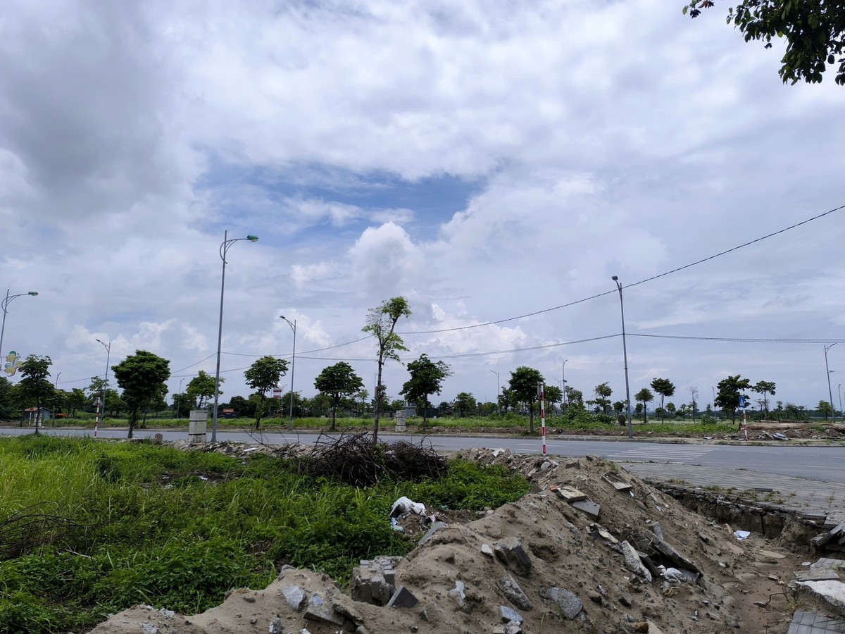 Muốn mua nhà vừa túi tiền ở Hà Nội, nhiều người phải đi xa đến đâu?- Ảnh 2.