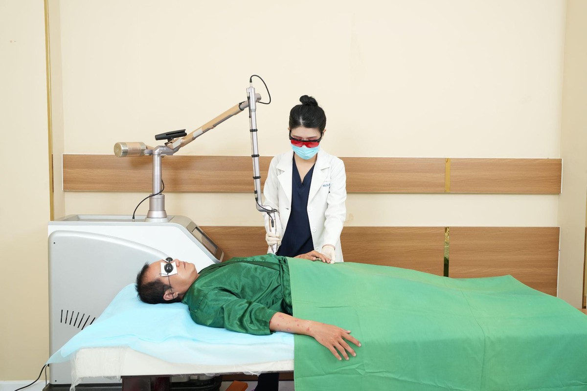 BSCKI - BSNT Huỳnh Vi Luân: Bàn tay "chữa lành" những làn da tổn thương- Ảnh 3.
