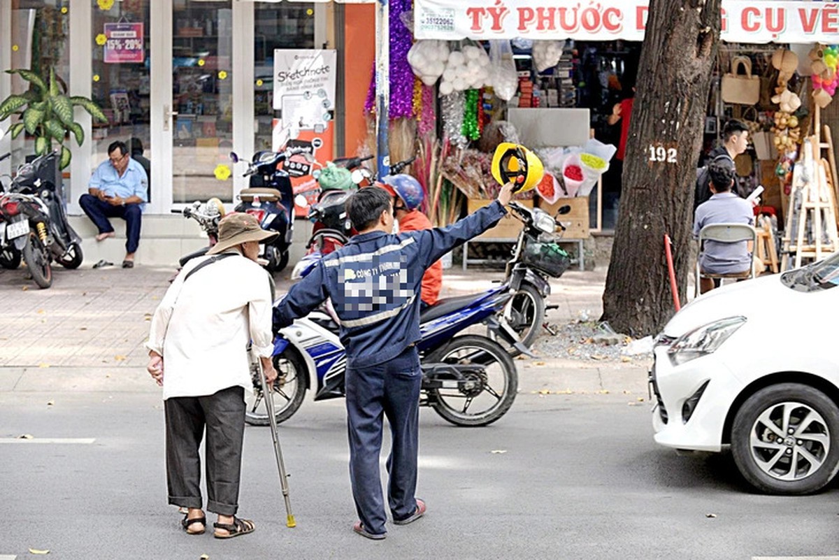 Đô thị bao trùm phải bắt đầu từ tư duy thiết kế cho tất cả mọi người - Ảnh 2.
