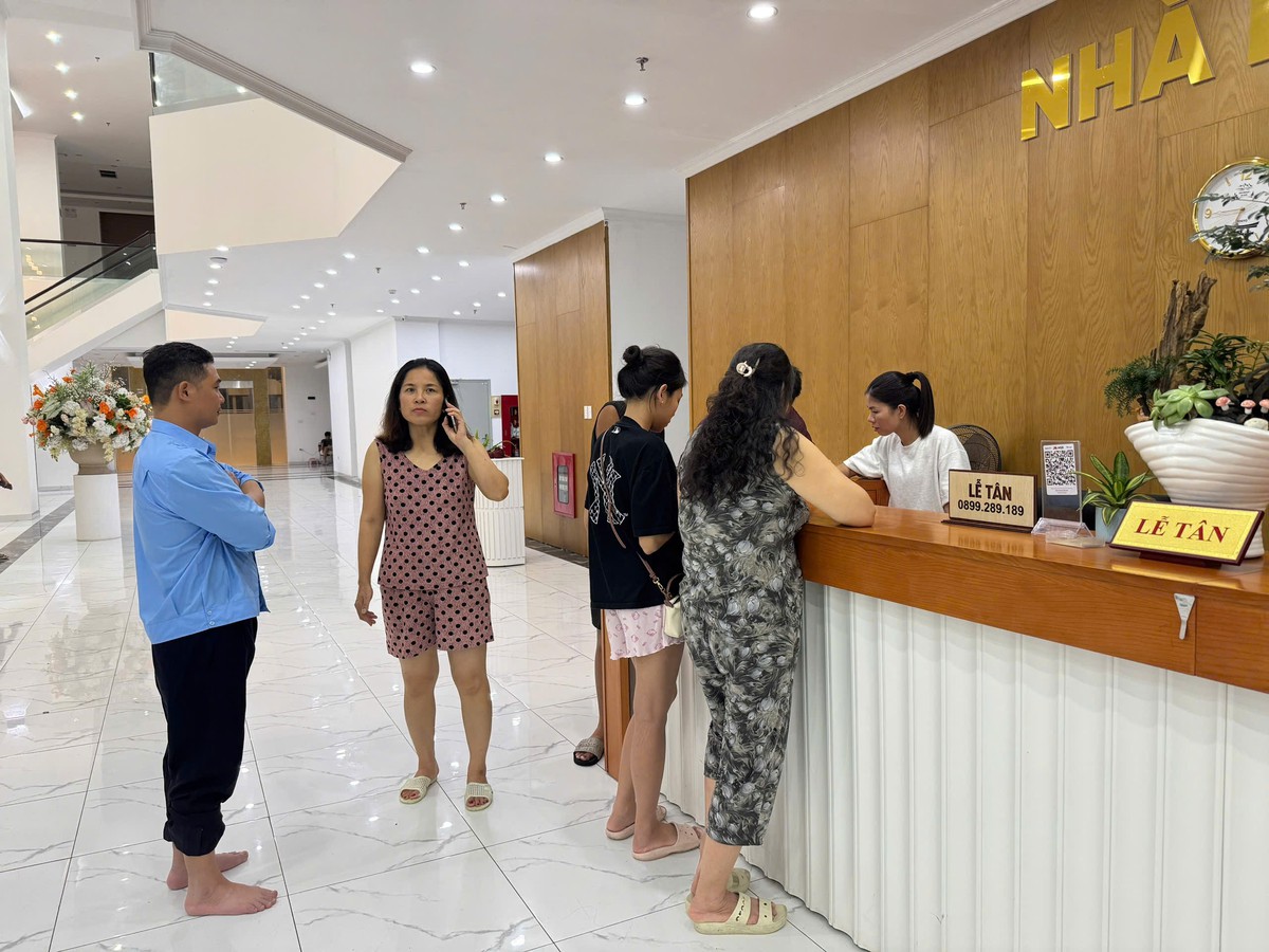 Tình người trong cơn lũ lịch sử ở Lạng Sơn - Ảnh 9.