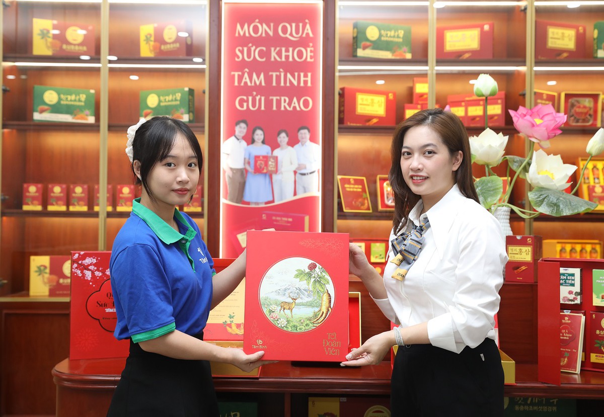 Không chỉ bánh, đây là lý do bộ quà Trung thu cao cấp Tâm Bình được săn đón- Ảnh 2.