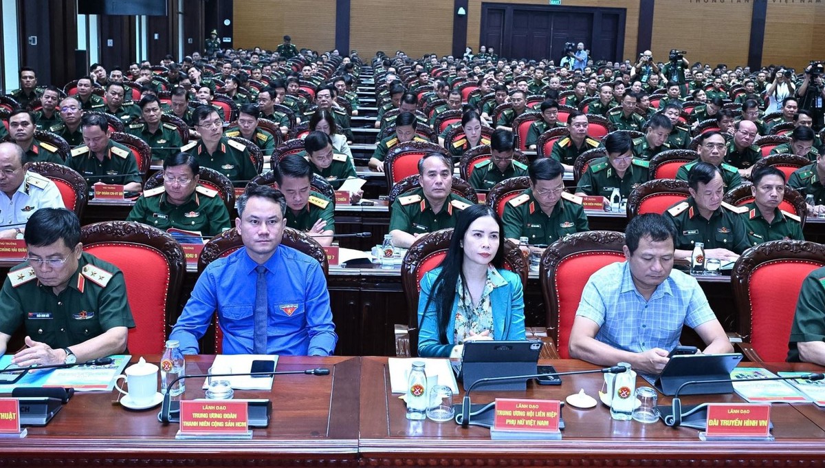 Bộ Tư lệnh Bộ đội Biên phòng đón nhận Huân chương Lao động hạng Nhất- Ảnh 2.