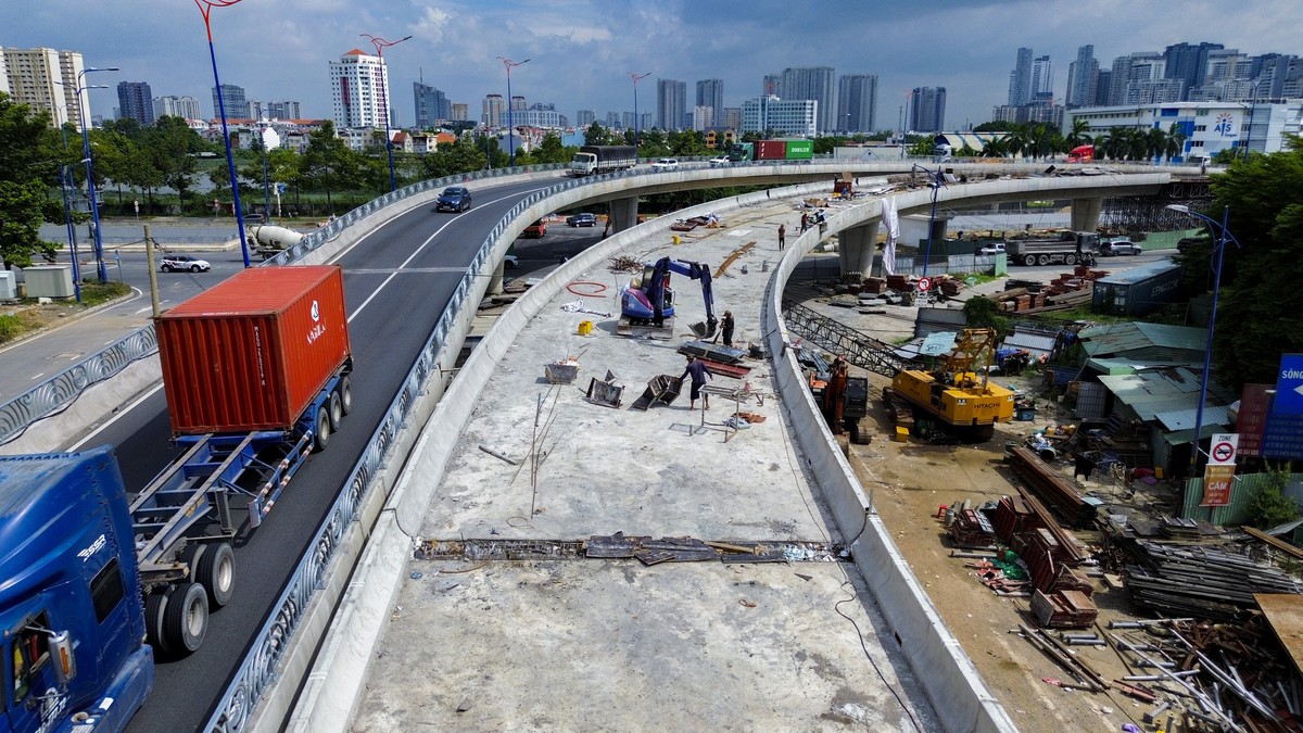 Tài khóa mở rộng: Dòng tiền đang được đưa vào nền kinh tế thế nào?- Ảnh 2.