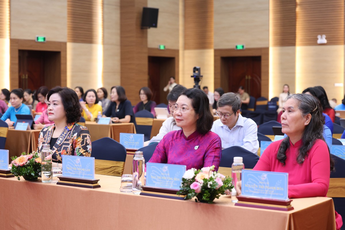 Hội nghị lần thứ hai Ban Chấp hành TƯ Hội LHPN Việt Nam khóa XIV: Tập trung vào 4 nhóm vấn đề trọng tâm- Ảnh 2.