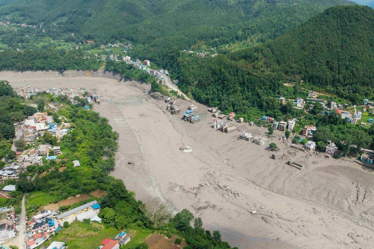 157 người thiệt mạng, hàng trăm người mất tích vì lũ quét ở Nepal- Ảnh 1.