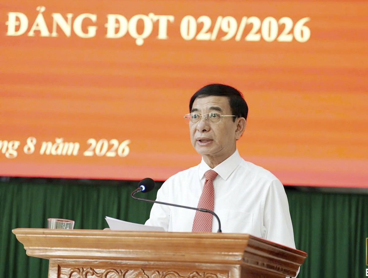 Trao tặng Huy hiệu 80 năm tuổi Đảng cho đảng viên lão thành ở Lạng Sơn- Ảnh 1.