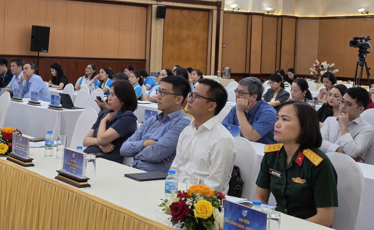 Hội LHPN Việt Nam tổ chức Hội thảo quốc gia tìm giải pháp đưa chuyển đổi số đến gần hơn với phụ nữ- Ảnh 2.