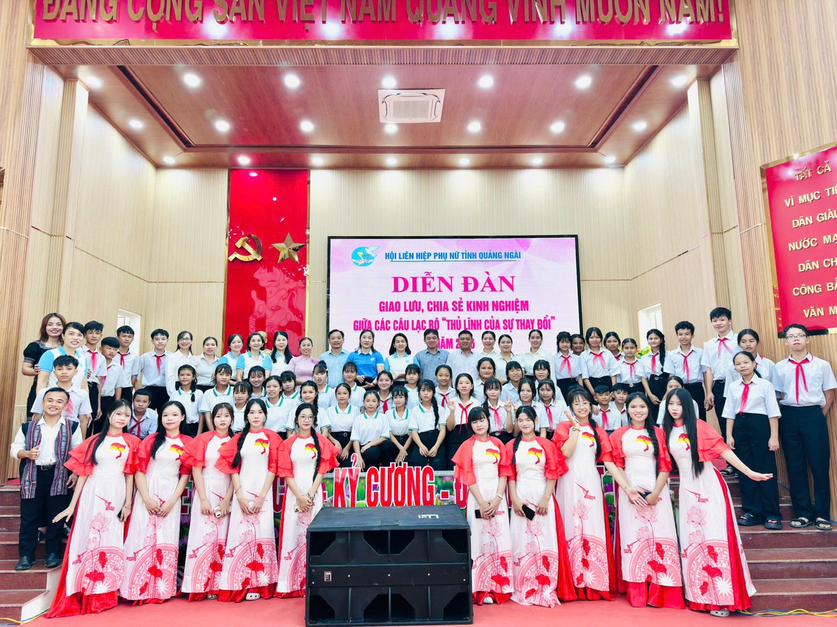 "Thủ lĩnh cũ đồng hành với thủ lĩnh mới" dẫn dắt sự thay đổi cho học sinh vùng cao- Ảnh 1.