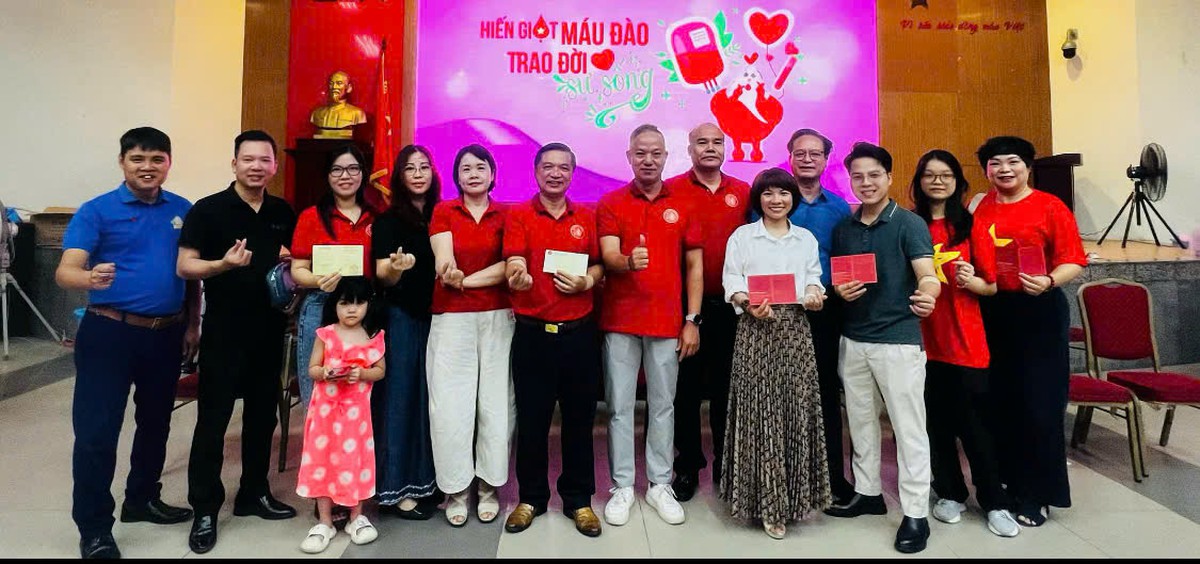 Lan tỏa nghĩa tình từ những giọt máu hồng - Ảnh 1.