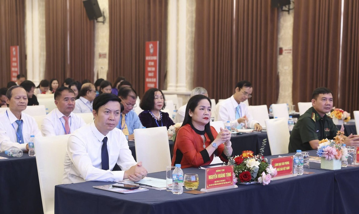 Ông Nguyễn Đông Bắc làm Chủ tịch Hội Nhà báo tỉnh Lạng Sơn - Ảnh 2.