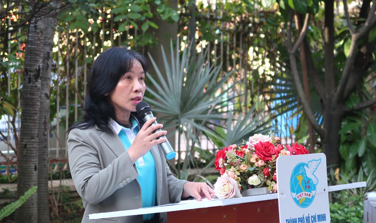 Hội LHPN TPHCM hướng về biển đảo quê hương- Ảnh 1.