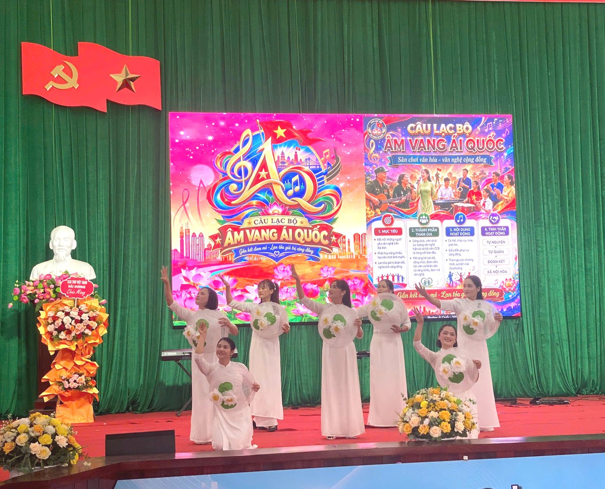 Hải Phòng: Ra mắt Câu lạc bộ Hát cùng người lính và nhân dân để gắn bó, gắn kết cộng đồng - Ảnh 1.