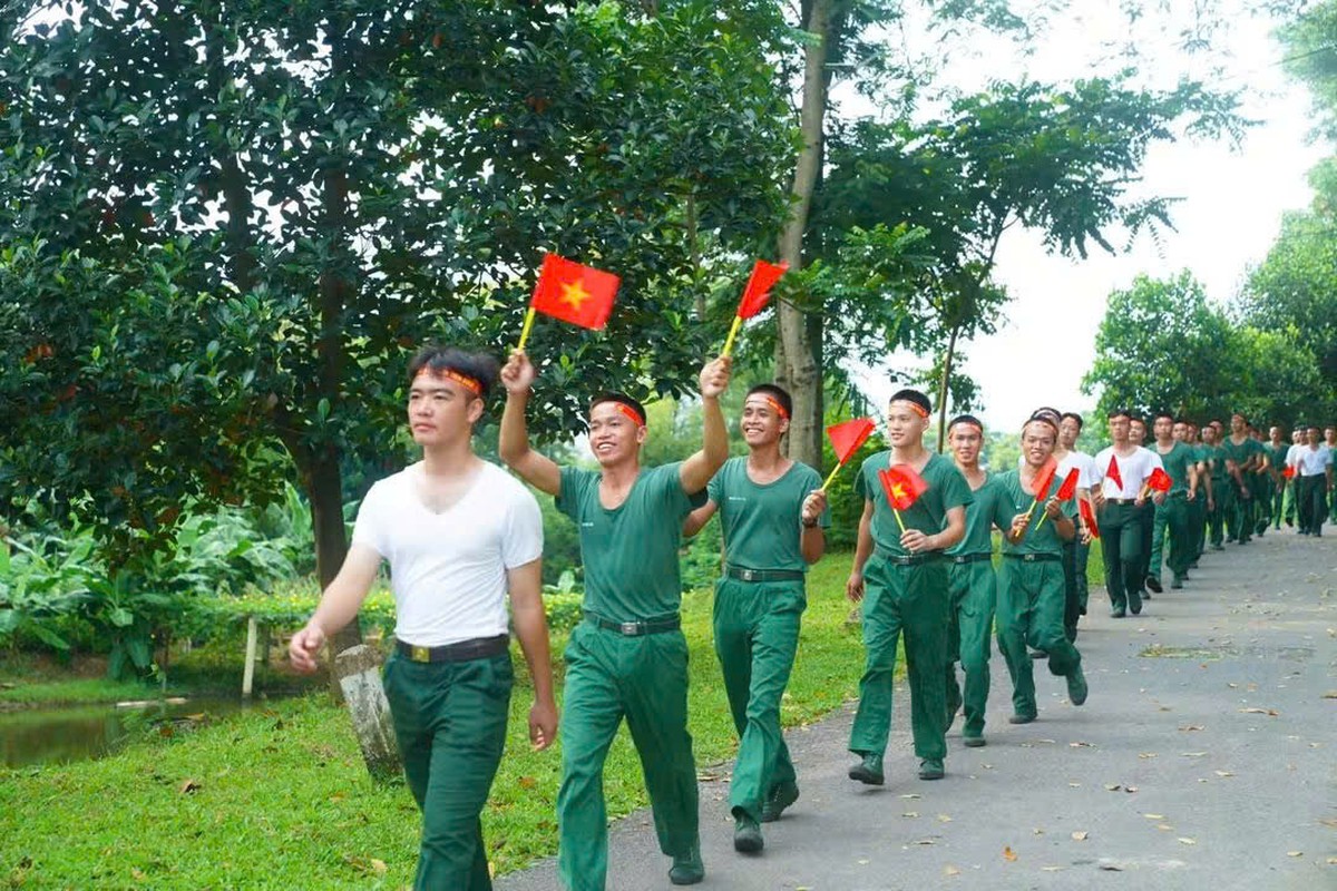 Rực đỏ màu cờ tôi yêu- Ảnh 4.