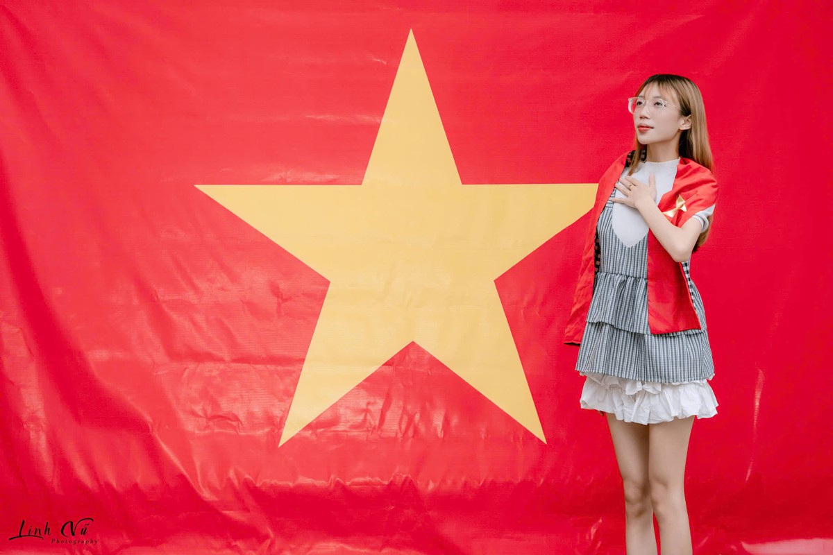 Rực đỏ màu cờ tôi yêu- Ảnh 5.