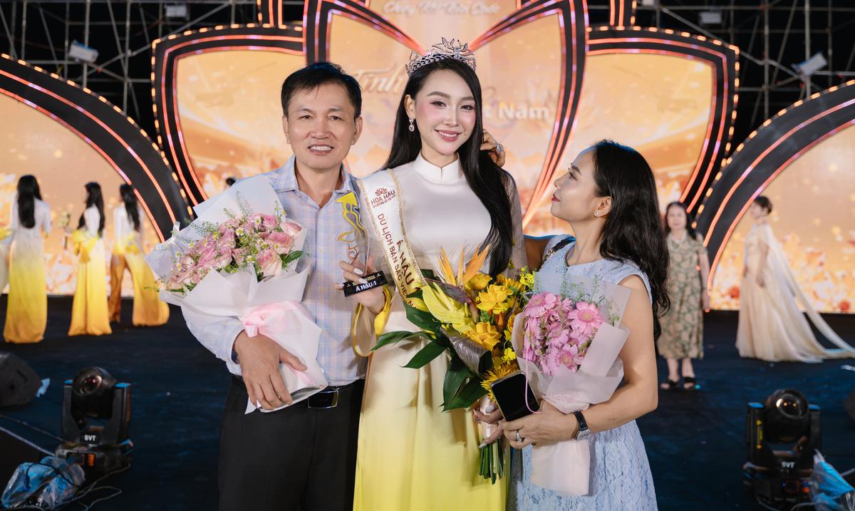 Á hậu Bảo Châu: Kỷ luật từ gần 1 thập kỷ gắn bó với dancesport - Ảnh 2.