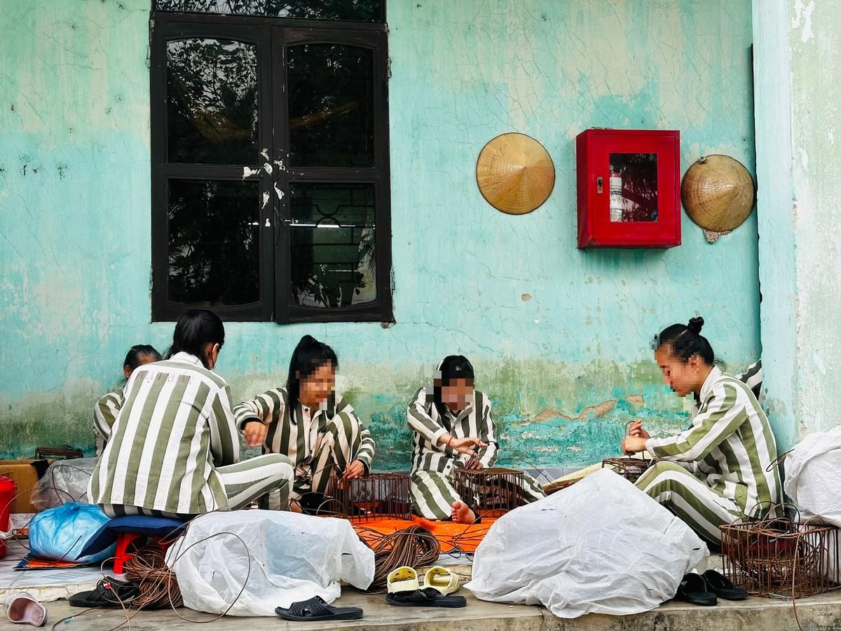Trao sinh kế, mở lối về cho nữ phạm nhân- Ảnh 2.
