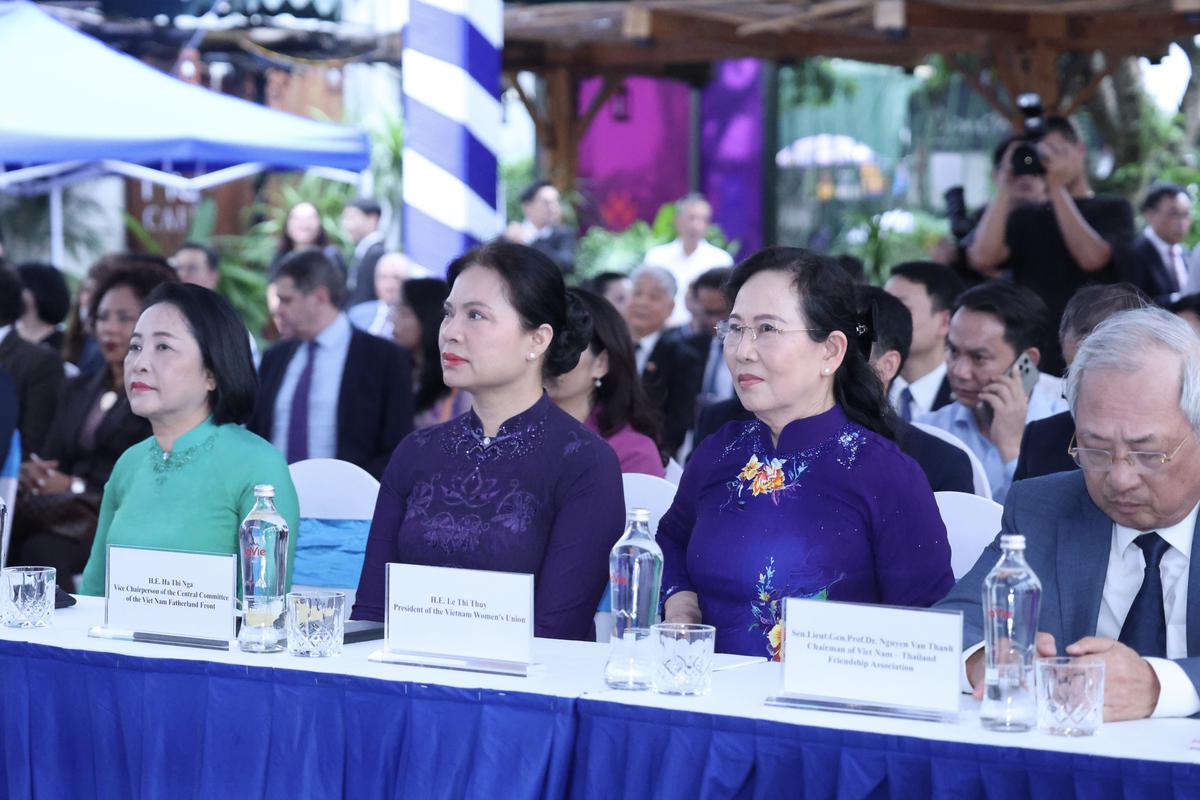 Tăng cường gắn kết Việt Nam - Thái Lan qua triển lãm "Đan kết hữu nghị"- Ảnh 2.