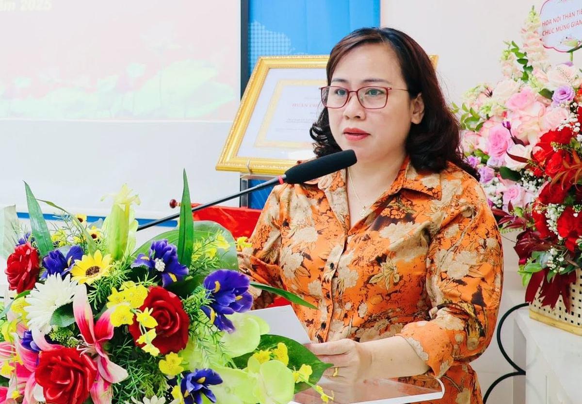 Hà Nội thu hút bác sĩ về trạm y tế, tạo điều kiện để người dân tiếp cận các dịch vụ y tế kỹ thuật cao - Ảnh 1.