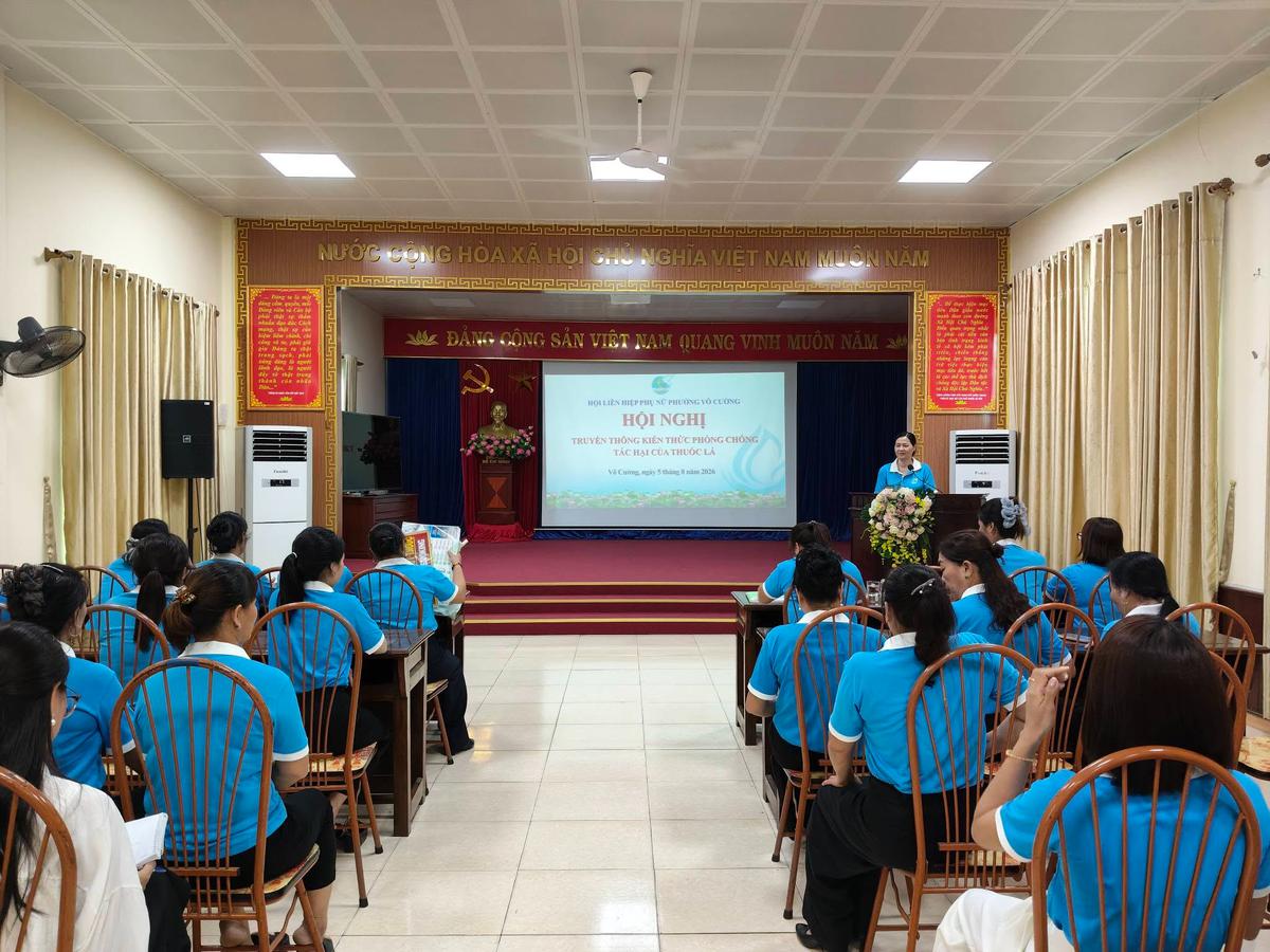 Xây dựng môi trường không khói thuốc ở mỗi gia đình, mỗi khu dân cư- Ảnh 1.
