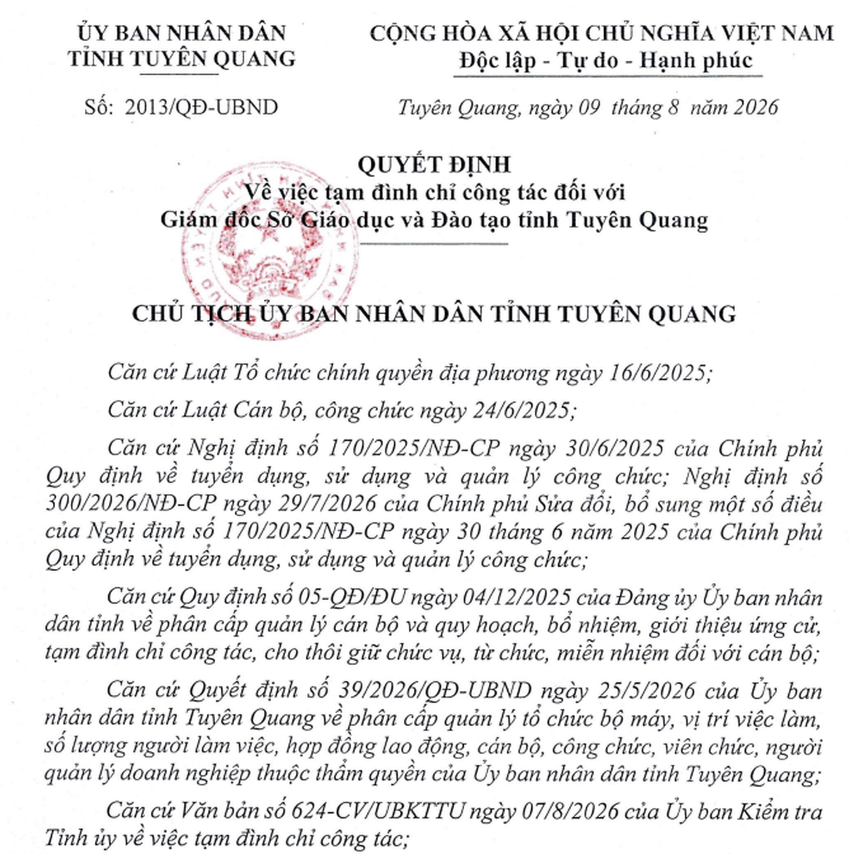 Tuyên Quang tạm đình chỉ công tác Giám đốc Sở Giáo dục-Đào tạo Vũ Đình Hưng- Ảnh 1.