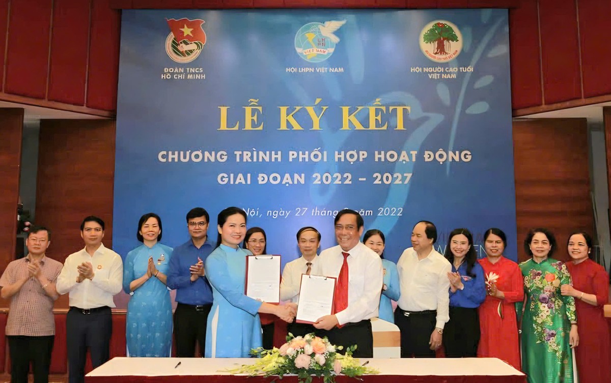 Đại hội VII Hội Người cao tuổi Việt Nam tiếp tục phát huy vai trò của phụ nữ cao tuổi - Ảnh 4.