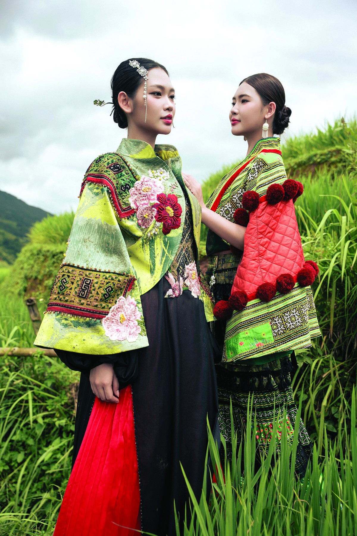 NTK Cao Minh Tiến: Cảm hứng thời trang từ di sản ruộng bậc thang - Ảnh 3.