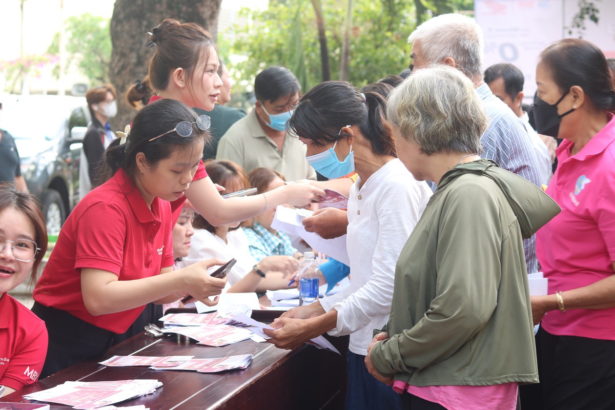 Hơn 500 phụ nữ, thanh niên TPHCM tham gia ngày hội khởi nghiệp cùng chuyển đổi số- Ảnh 3.