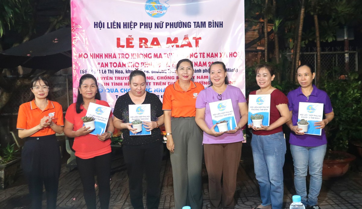 Hội LHPN phường Tam Bình ra mắt mô hình nhà trọ không ma túy, không tệ nạn xã hội - Ảnh 1.