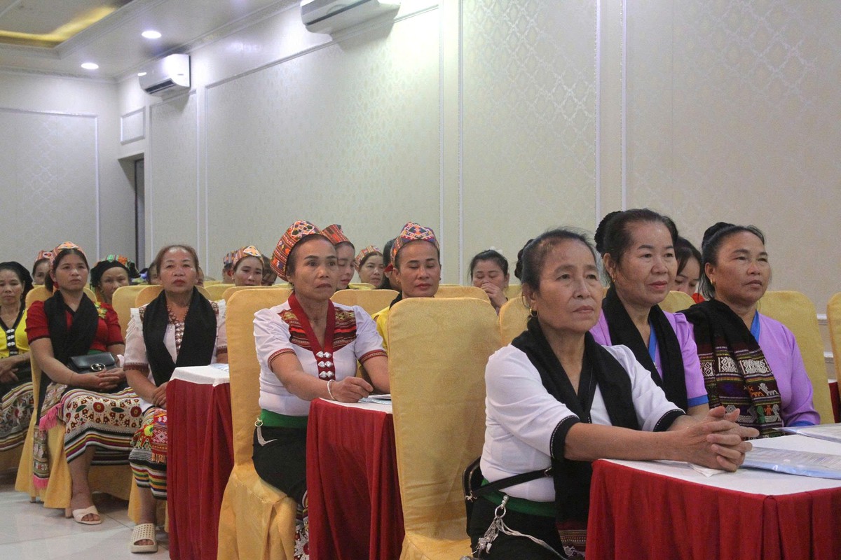 Giữ “cái gốc” để lễ hội truyền thống sống cùng du lịch - Ảnh 1.