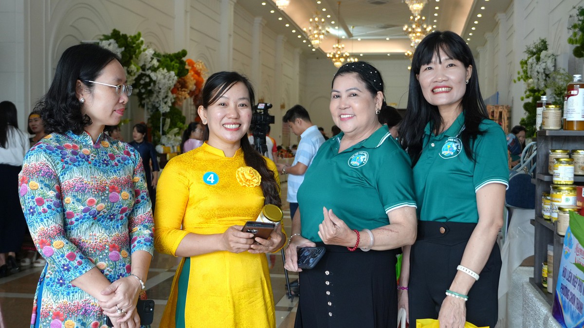 Từ củ nghệ truyền thống đến mô hình kinh tế tuần hoàn của một phụ nữ tại Đồng Nai - Ảnh 1.