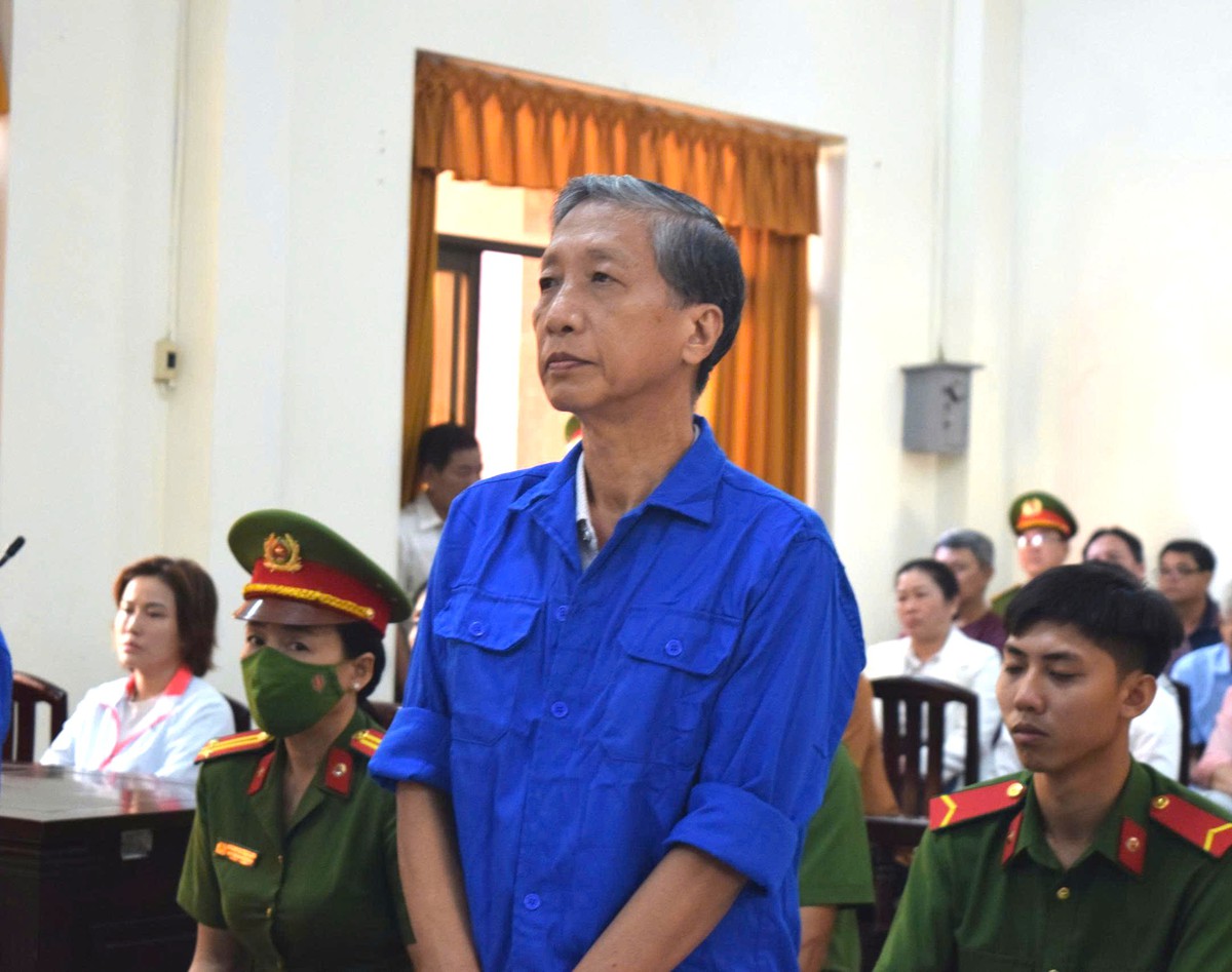 Nguyên trưởng Công an TP Phú Quốc và đồng phạm lãnh 48 năm tù- Ảnh 1.