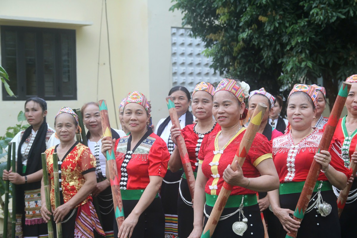 Phục dựng Lễ hội Xỏ Nặm Phạ khơi dậy sức mạnh cộng đồng, mở hướng phát triển du lịch- Ảnh 2.