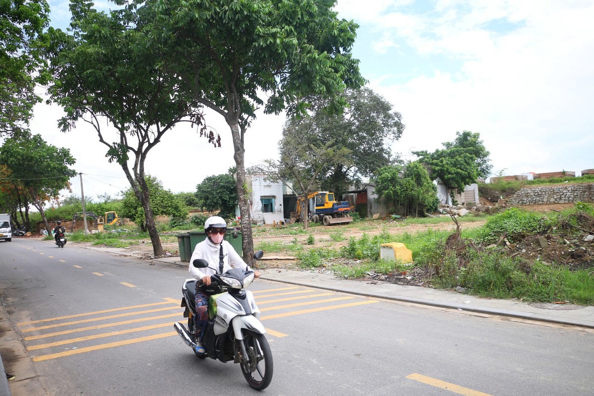 Cận cảnh Dự án Bảo tồn, tu bổ và tôn tạo hệ thống Kinh thành Huế chậm tiến độ - Ảnh 13.