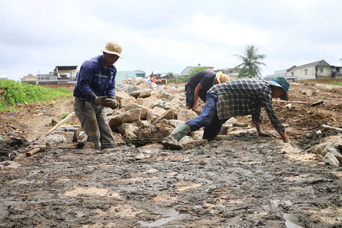 Cận cảnh Dự án Bảo tồn, tu bổ và tôn tạo hệ thống Kinh thành Huế chậm tiến độ - Ảnh 10.