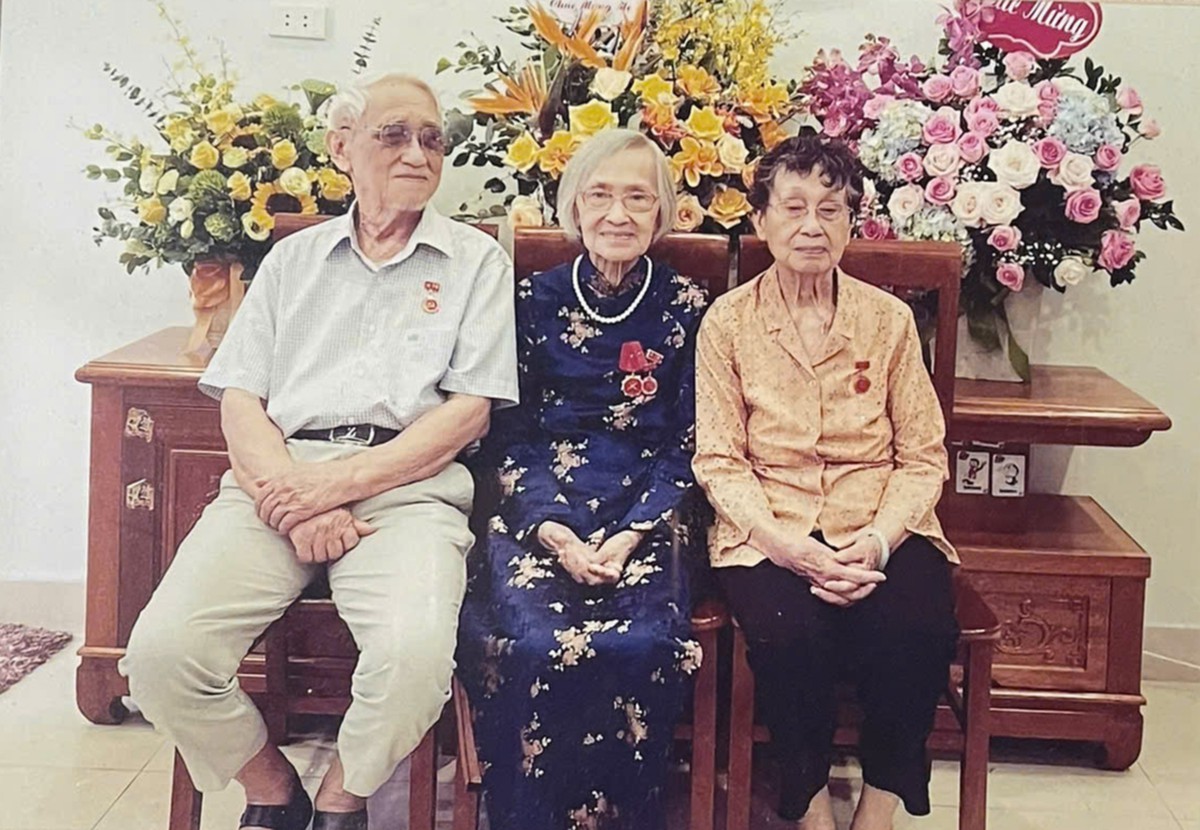 "Cách mạng về, tôi như chim xổ lồng"- Ảnh 2.