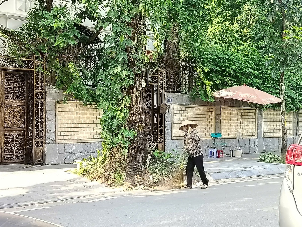 Hà Nội: Công nhân URENCO 3 bị phản ánh thuê người khác làm thay, “ăn chênh” tiền lương? - Ảnh 1.