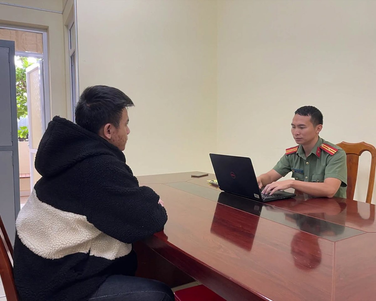 Khởi tố 2 anh em mua bán 120 triệu dữ liệu cá nhân - Ảnh 1.