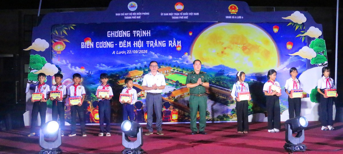 Biên cương đêm hội trăng rằm giữa đại ngàn Trường Sơn - Ảnh 8.
