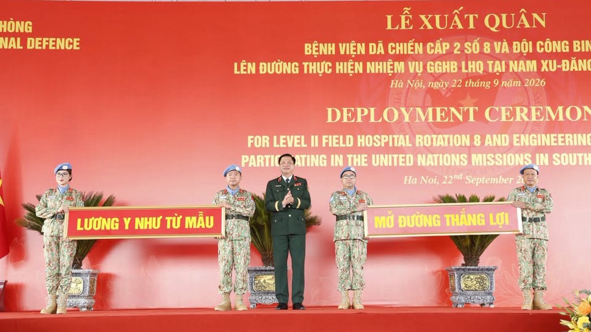 Hơn 200 chiến sĩ mũ nồi xanh Việt Nam rạng rỡ lên đường làm nhiệm vụ gìn giữ hòa bình - Ảnh 2.