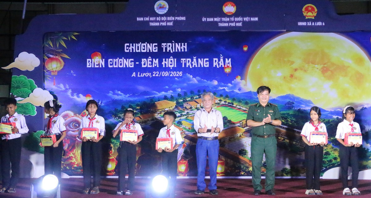 Biên cương đêm hội trăng rằm giữa đại ngàn Trường Sơn - Ảnh 10.