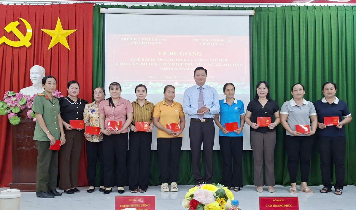 Vĩnh Long: Mở 9 lớp bồi dưỡng cho cán bộ Hội cơ sở, cụ thể hóa nghị quyết vào thực tiễn- Ảnh 4.