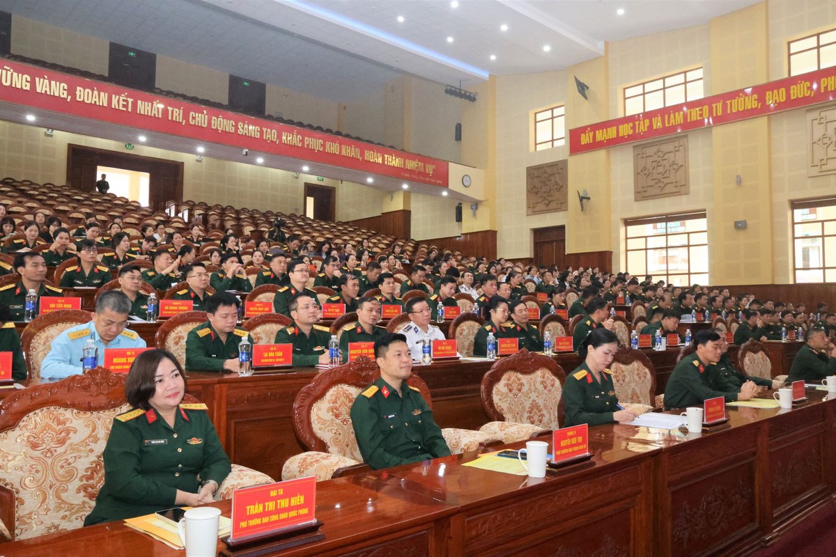 Nâng cao hiệu quả công tác vì sự tiến bộ của phụ nữ và bình đẳng giới trong Quân đội - Ảnh 1.
