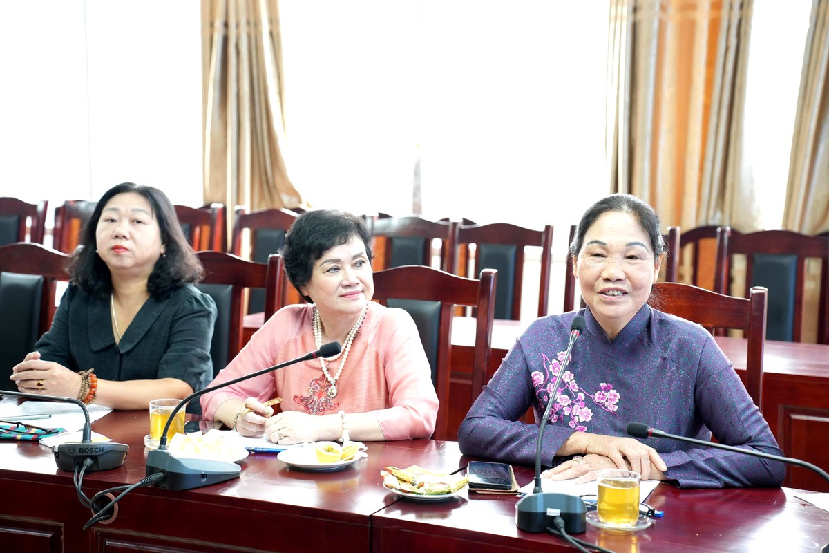 Phụ nữ Hà Nội "hiến kế" để thúc đẩy chuyển đổi xanh tại các làng nghề - Ảnh 1.