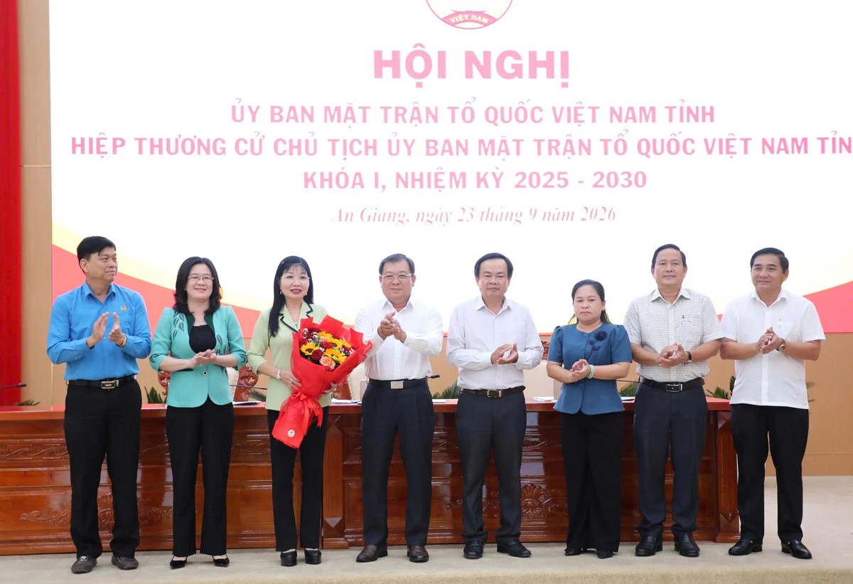 Ông Lâm Minh Thành giữ chức Chủ tịch Ủy ban MTTQ Việt Nam tỉnh An Giang - Ảnh 1.