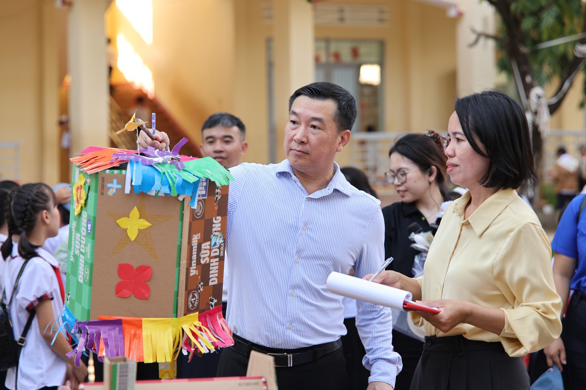 Gần 300.000 sản phẩm dinh dưỡng Vinamilk cùng trẻ em cả nước đón Trung thu - Ảnh 13.